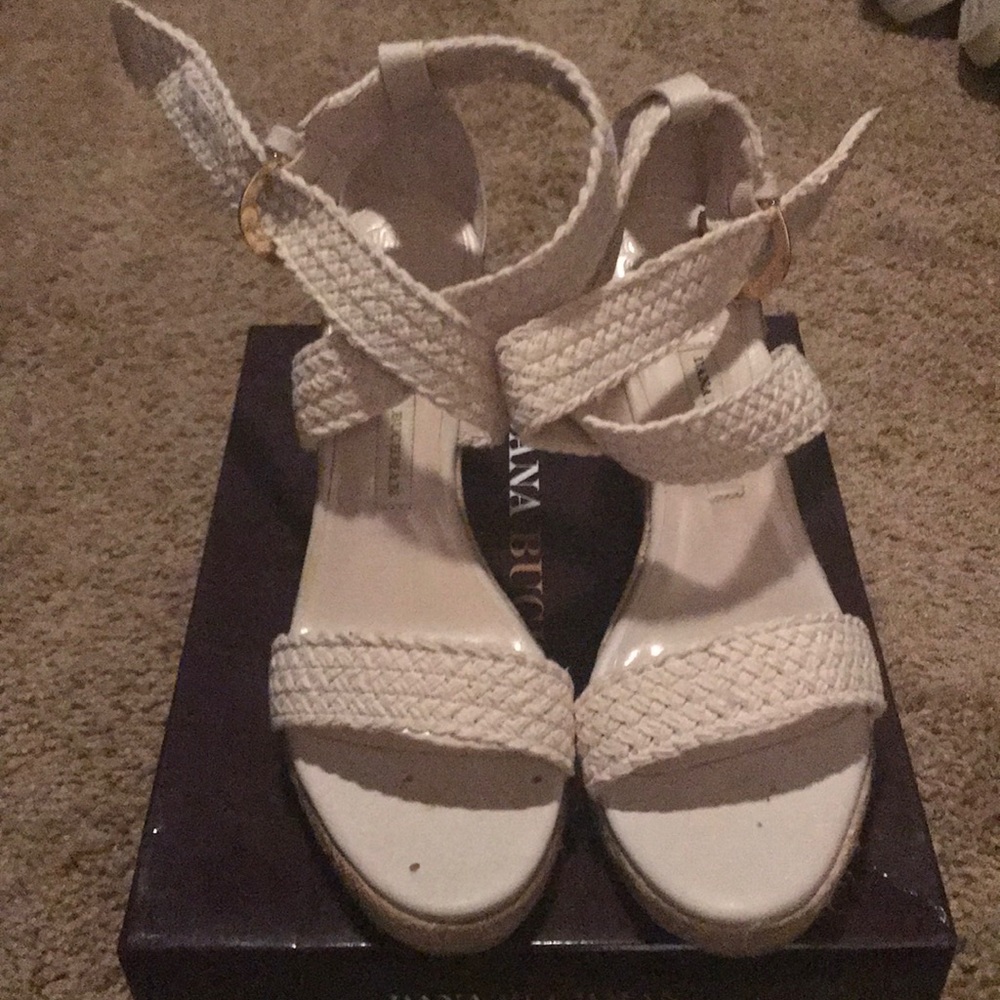 Dana Buchman wedges
